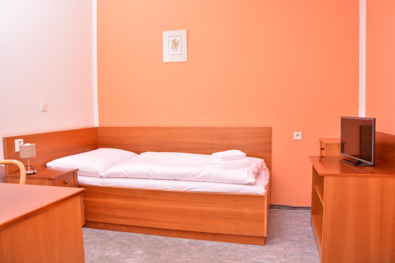 Hotel Pizzeria Istria Velke Losiny Ngoại thất bức ảnh