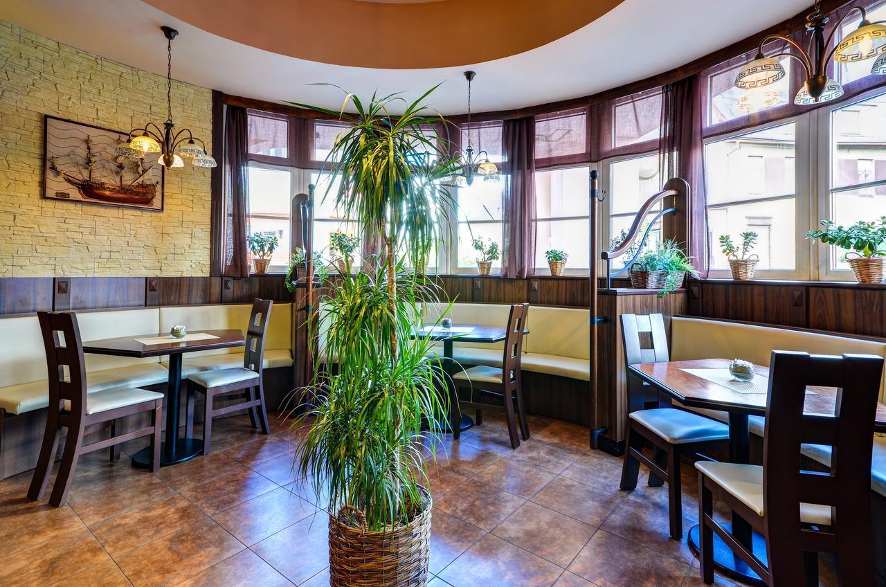 Hotel Pizzeria Istria Velke Losiny Ngoại thất bức ảnh