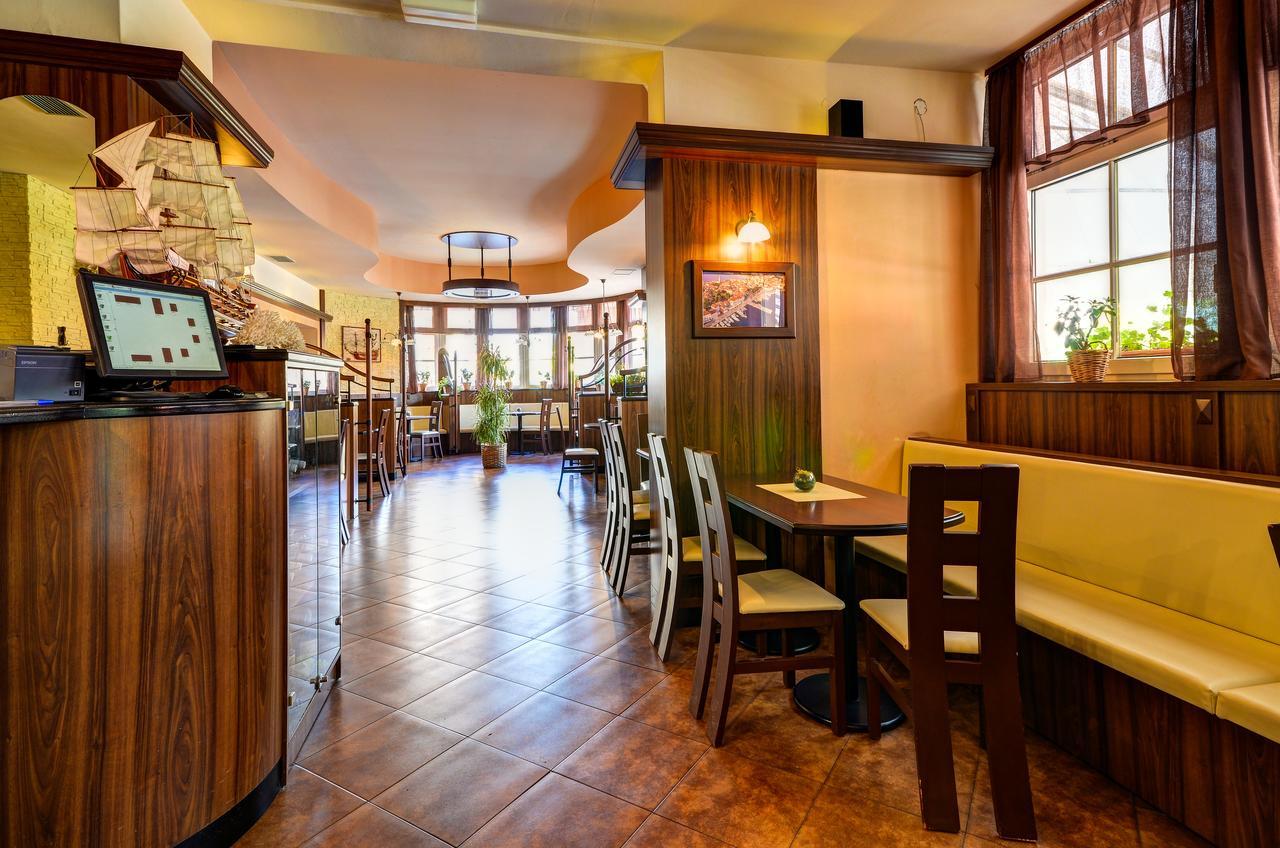 Hotel Pizzeria Istria Velke Losiny Ngoại thất bức ảnh