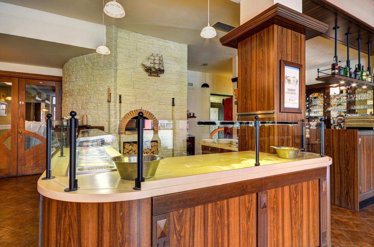 Hotel Pizzeria Istria Velke Losiny Ngoại thất bức ảnh
